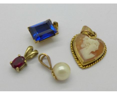 Four 9ct gold pendants, blue stone, red stone, pearl and cameo, 4.9g