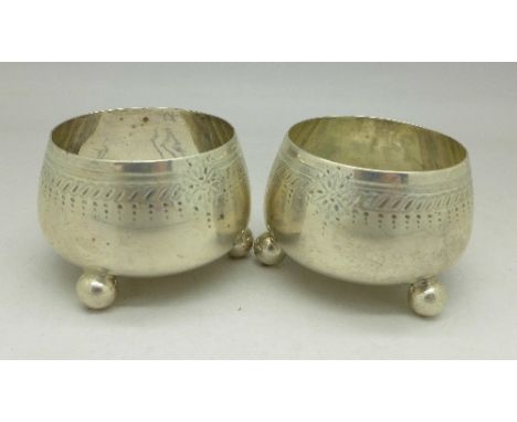 A pair of Victorian silver salts, no liners, Sheffield 1872, 78.4g