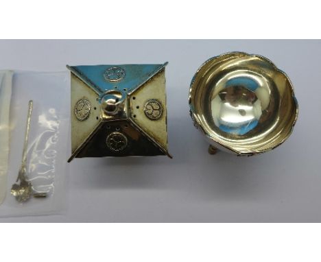 A Chinese silver pepper in the form of a lantern, a white metal salt marked BFNTEN on base and a salt spoon, lantern a/f