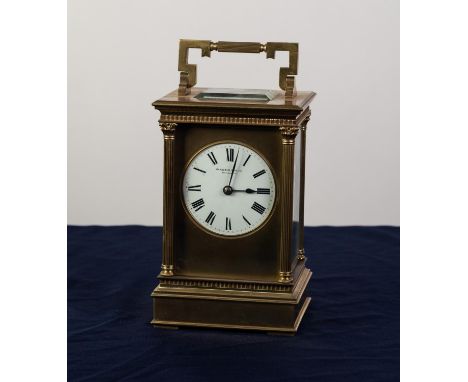 GOOD, LARGE EARLY 1900s BRASS CASED CARRIAGE CLOCK FORM MANTEL CLOCK, striking on a coiled gong, the circular white enamel Ro