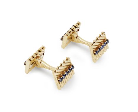 A pair of sapphire set gentleman's cufflinks, Van Cleef &amp; Arpelseach rectangular terminal with engraved chevron detail, s