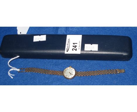 9ct gold rotary ladies wrist watch with 9ct gold bracelet strap.  Boxed.