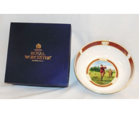 Royal Worcester Golfing collection bowl, 23cm diameter, boxed