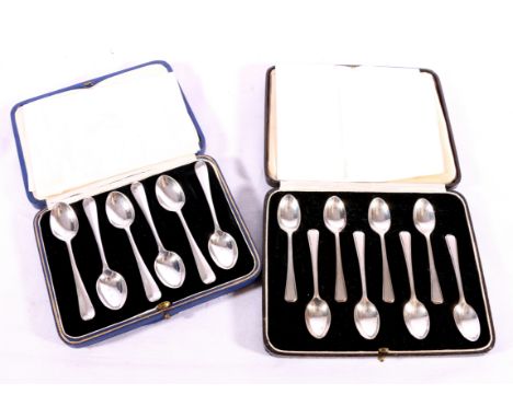 Set of eight silver teaspoons, cased an a set of six silver spoons, Sheffield, 115g approx.