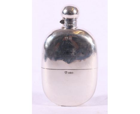 Silver spirit flask, 350g, Sheffield 1913? G & J W Hawksley