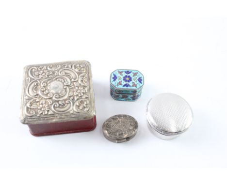 FOUR .925 STERLING SILVER PILL/ TRINKET BOXESWeight: 65gms