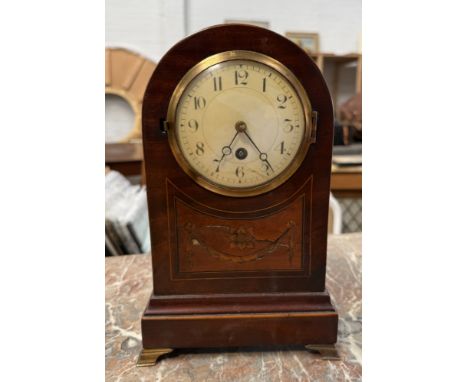 A FRENCH MARQUETRY INLAID MANTEL CLOCK