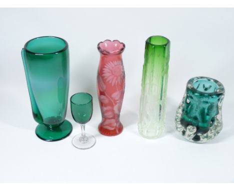 LISKEARD &amp; OTHER ART FORM GLASSWARE, 5 pieces to include a floral cut Cranberry vase, 22cms H, a further wheel cut exampl