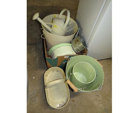 A QUANTITY OF ENAMEL WARE TO INCLUDE FRESH VEGETABLES PAIL ETC 