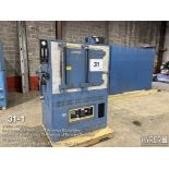Blue M oven TGF-7700G-3