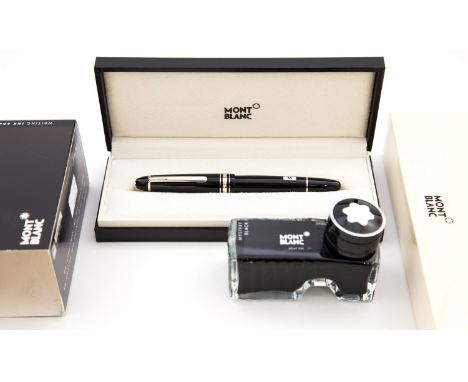 Montblanc Meisterstuck 146 Platinum Line fountain pen, black case with gilt metal fittings, 14ct white and yellow gold nib ma