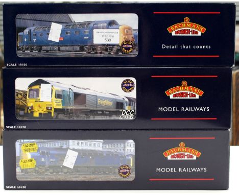 Bachmann: A boxed Class 55 Deltic 55 002 'The King's Own Yorkshire Light Infantry' BR Green, 32-525A, a boxed Class 66 Diesel