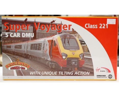 Bachmann: A boxed Class 221 Virgin Super Voyager 221 101 5 Car Tilt 'Louis Bleriot', 32-626.