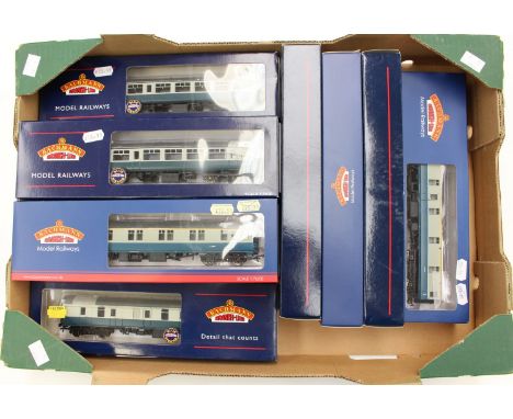 Bachmann: A collection of ten Bachmann coaches, OO gauge, comprising, 39-360, 39-501, 39-503, and others. (one box)