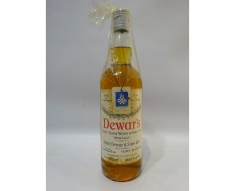 Dewar's 'White Label' finest Scotch Whisky of Great Age,  70% proof, 262/3 fl.oz, cellophane wrapped with Queen's Award to In