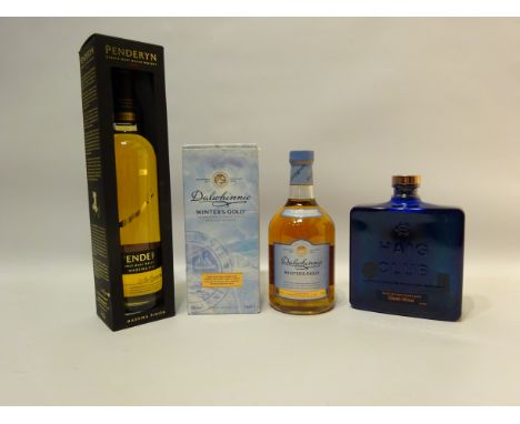 Penderyn Madeira Finish single malt Welsh Whisky, 46% vol, Dalwhinnie Winters Gold single malt Scotch Whisky, 43% vol  both i