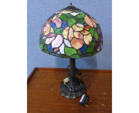 A Tiffany style table lamp 