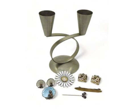 A collection of Scandinavian and other jewels, to include a Danish silver and enamel white daisy by Anton Michelsen, a David 