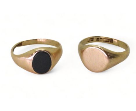 A 9ct gold signet ring set with a bloodstone, size M, and a signet ring size O, weight 5.7gms Condition Report:Available upon