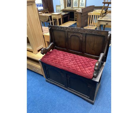 An early 20th Century Monk's bench, L 88cm