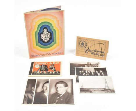 Incl. a.o.: (1) Set of 5 Van Rijn's Mosterd holograms. (2) Vlaanderen, A. Het AVRO-ABC. Propaganda-pakket voor Groote en Klei