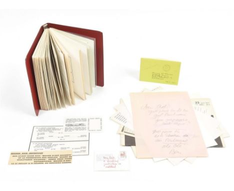 Includes 10 text pieces by Ben, some signed, and 4 publications. Petersen (1931-2021) was curator at the Stedelijk Museum Ams