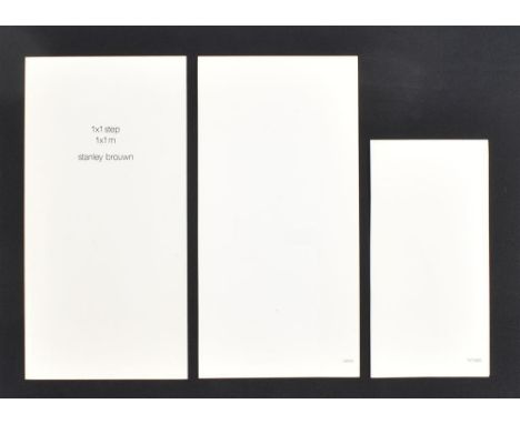 Brussels/Antwerp, Yves Gevaert/ Micheline Szwajcer, 1986. White cardboard folder with title printed in black, 50 x 25 cm. Com
