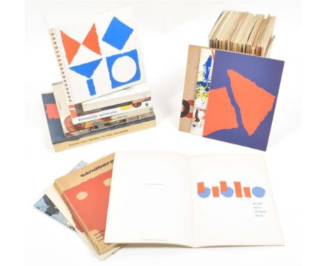 Incl. a.o.: (1) Approx. 30 Stedelijk Museum catalogues, incl. ones for var. Cobra artist such as Alechinsky + Reinhoud (1961)