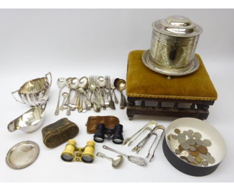 Late Victorian silver-plated biscuit-box by Atkin Brothers, cylindrical engine turned body with vacant cartouche on beaded pi