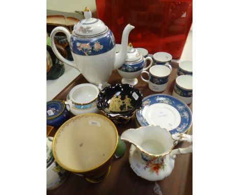 A WEDGEWOOD BLUE SIAM PART COFFEE SET, Carltonware 'Rouge Royal' vase, Mason's ironstone ginger jar etc