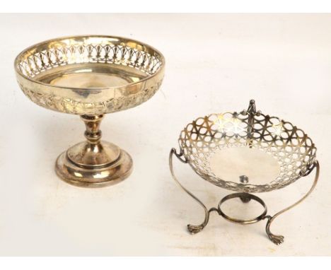 A George V hallmarked silver footed bon bon dish with pierced decoration, raised on circular stepped plinth, Jones & Crompton