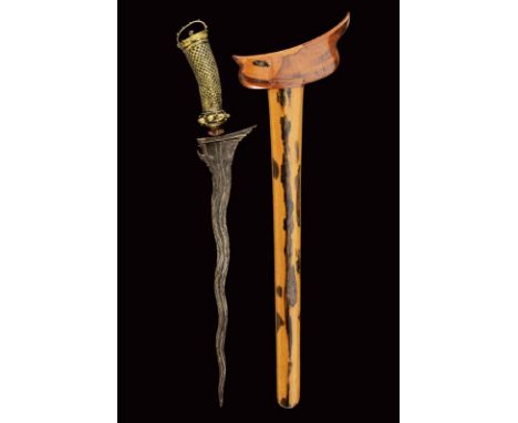 dating: 19th/20th Century provenance: Bali, Thin, undulated, double-edged blade with carved and grooved base. Brass grip, bra