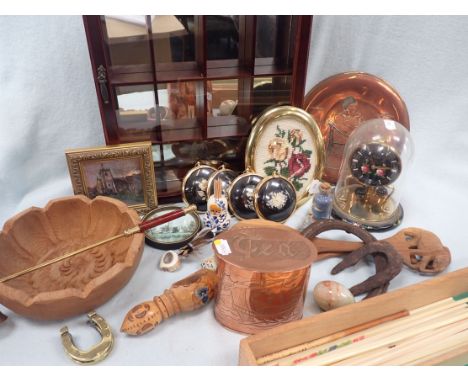 AN ARTS AND CRAFTS STYLE COPPER TEA CADDY stamped 'H. Dyer', 10.5 cm high, a display case and sundries