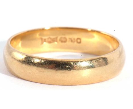 18ct gold wedding ring of plain polished design, 2.8gms g/w, size J/K