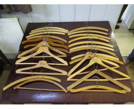 Vintage wooden coat hangers: twenty-five European and Continental including Excelsior Berlin, Agrupados, F.R., Travelmunde, J