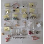 (55) Bracelets
