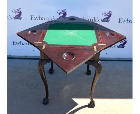 20th century mahogany envelope card table, green baise top raised on floral carved cabriole legs and claw and ball feet, 73 x