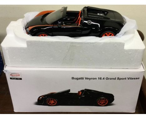 RASTAR: A 1:18 scale boxed model of a Bugatti Veyron 16.4 Grand Sport Vitesse. Est. £30 - £40.