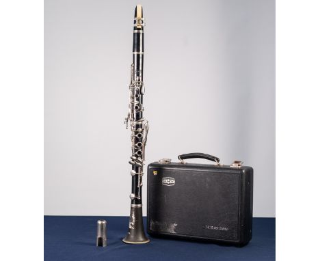 SELMER, LONDON 'CONSOLE' CLARINET, in fitted case 