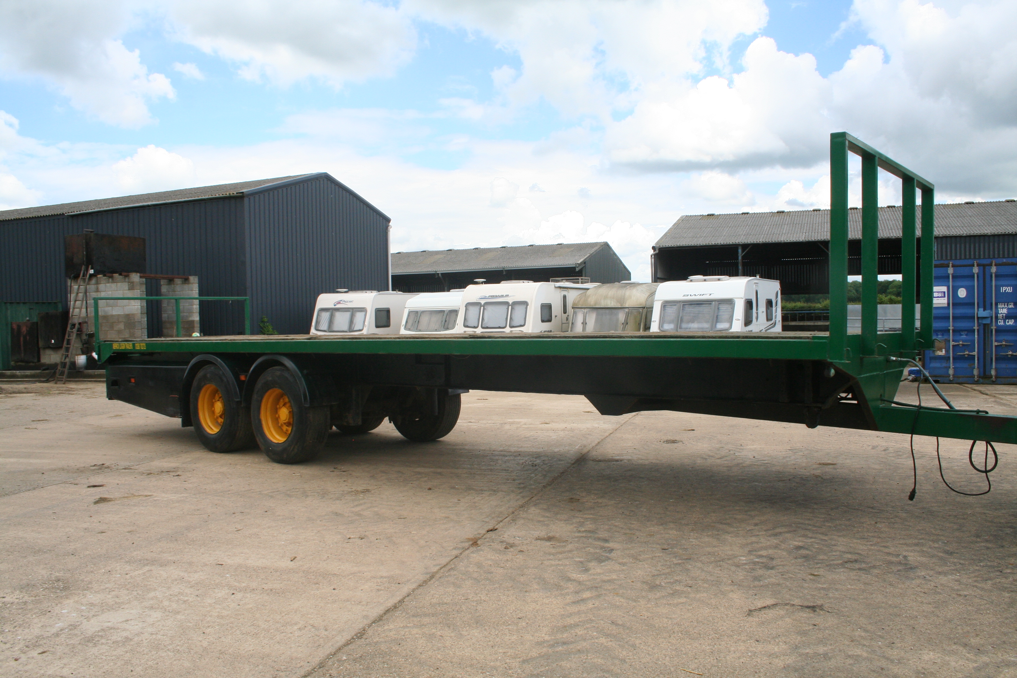 2015 Merrick Loggin Trailer 33 ft Flat bed trailer Twin Axel Plywood