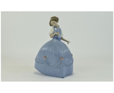 Lladro - Nice Quality Figure ' Lilly - Girl In The Blue Dress ' Model Num 5119. Issued 1982 - 1985. Stands 10.25 Inches Tall.