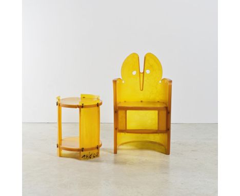 GAETANO PESCE (1939-2024)Fauteuil et sa table d'appoint de la série Nobody's perfect2002Edition ZerodisegnoDatés respectiveme