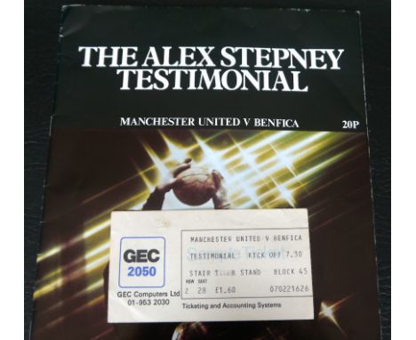 MANCHESTER UNITED V BENFICA ALEX STEPNEY TESTIMONIAL PROGRAMME &amp; TICKET SIGNED BY DENIS LAW
Denis Law has signed the rear