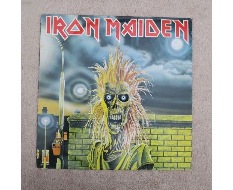 Iron Maiden – Self Titled Original UK 1st Press Vinyl LP Black InnerLabel: EMI – EMC 3330Stunning First pressing featuring th