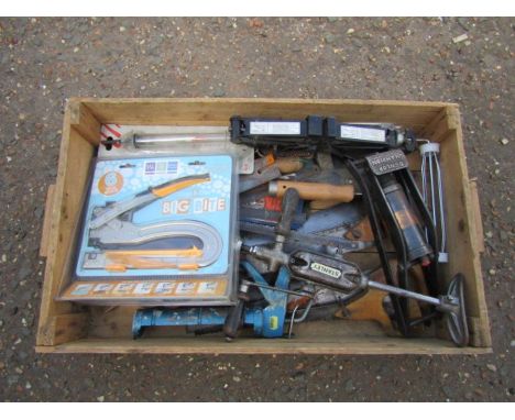 Wooden crate of tools to include saws and vintage Stanley drill etc&nbsp;