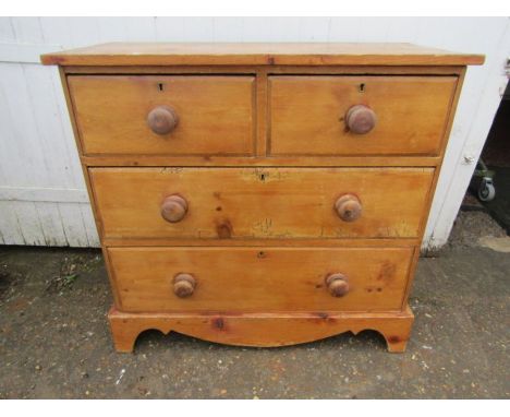 Vintage pine 2 over 2 chest of drawers 88cmW 42cmD 85cmH