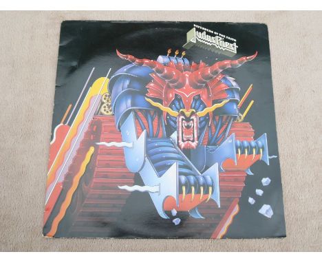 Judas Priest – Defenders Of The Faith 1st issue with competition insert & Inner sleeveLabel: CBS – CBS 25713The vinyl is in m
