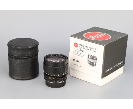 A Leitz Vario-Elmar-R f/3.5 35-70mm Lens, black, serial no. 3286191, body, VG-E, elements, VG, in maker's soft pouch and boxT