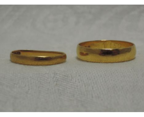 Two 22ct gold wedding bands, approx 6.1g larger ring is size R