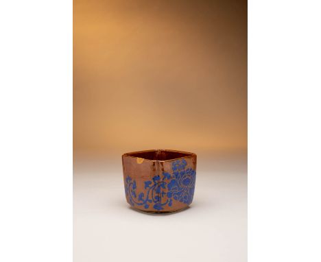 A RARE JAPANESE KYO YAKI (KYOTO WARE) BOWL EDO PERIOD, 18TH CENTURY The square-section body with indented corners, the exteri